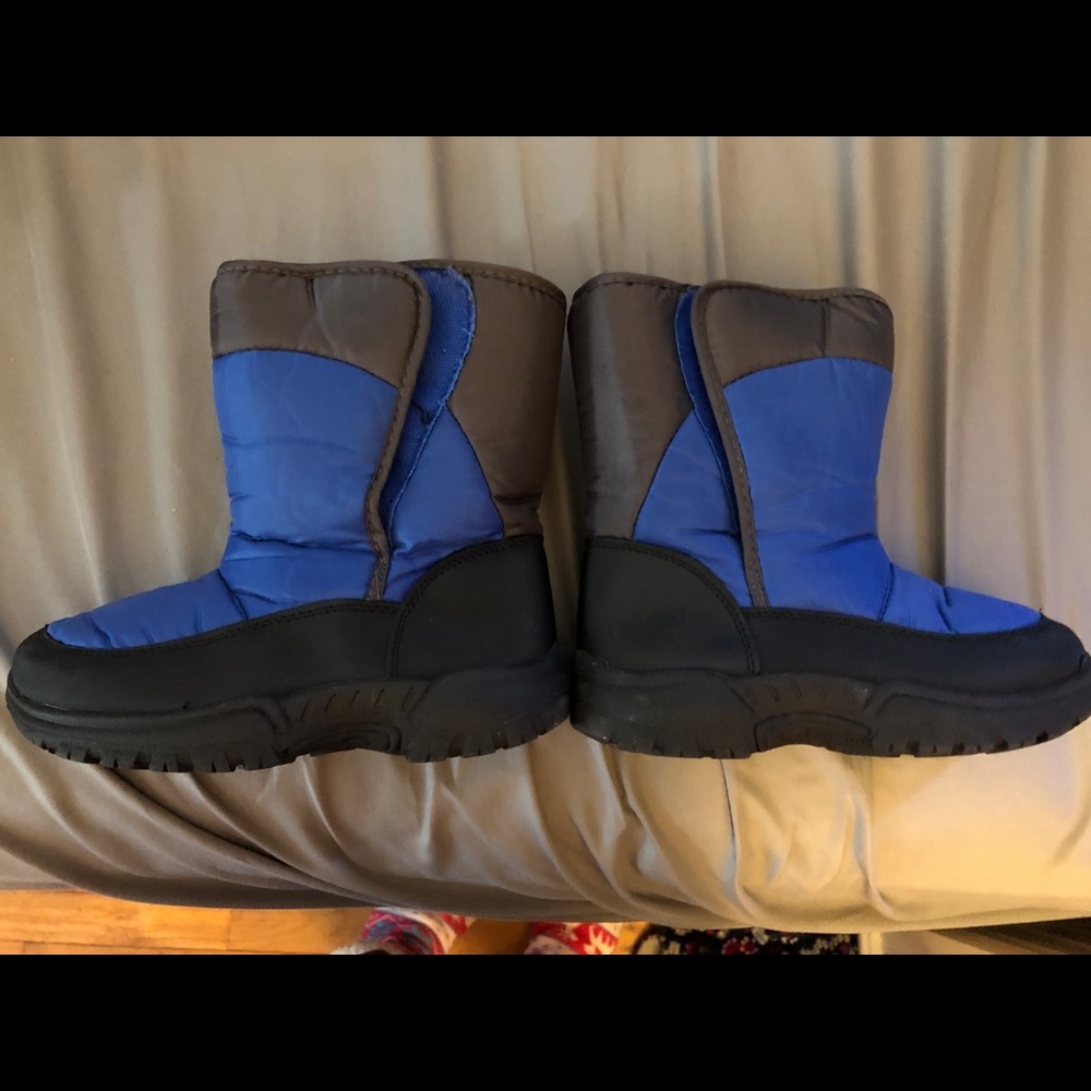 Boys snow boots